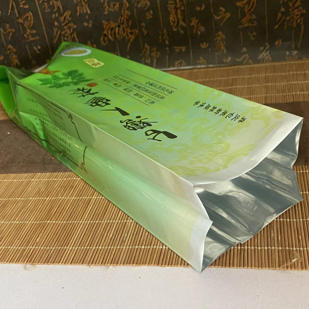 250g Ginseng Oolong tea Package Bag Alishan milk oolong Dianhong tea Seal bag TieGuanY close-up view