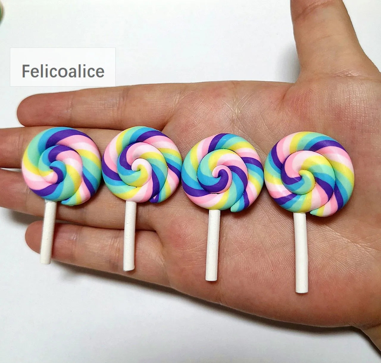 1/2PCS Big Simulate Clay Lolipop Cute Plasticine Candy Flat Back for Kids DIY Phone De close-up view